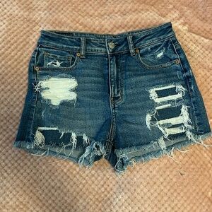 American Eagle Ripped Mom Short